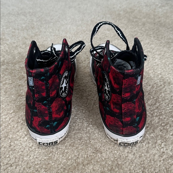 Converse Sneakers--Worn - Picture 4 of 6